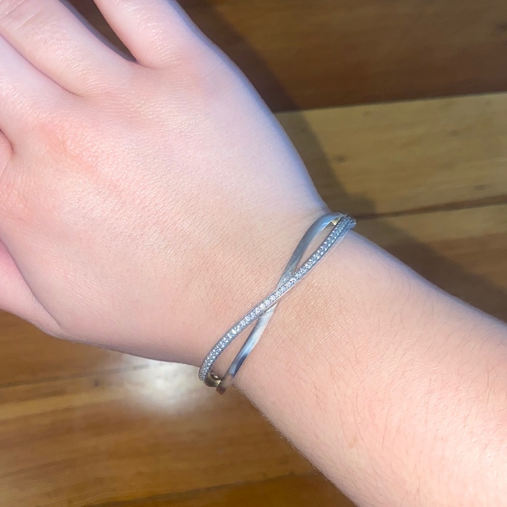 Entwined Hinge Clasp Bracelet